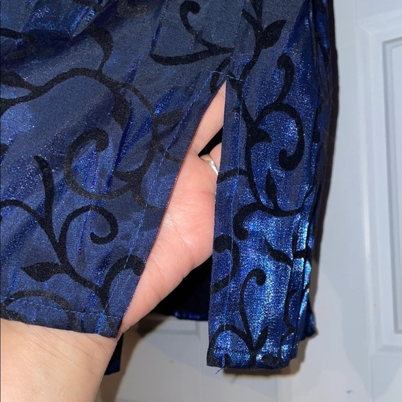 Blue Button Down Shirt with Cuffed Sleeves and Notched Collar - Picture 6 of 6